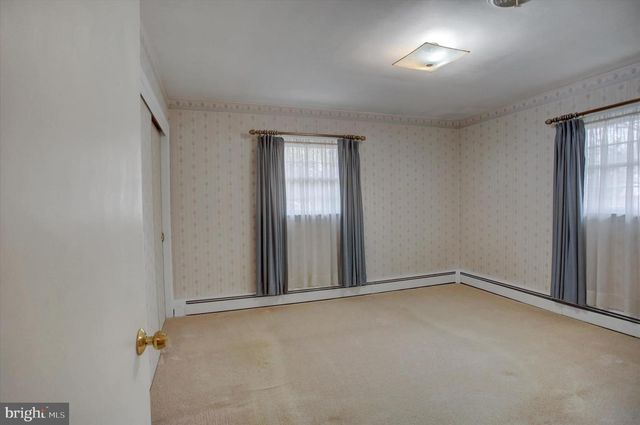 16820 PETMAR CIR, Hagerstown, MD 21742