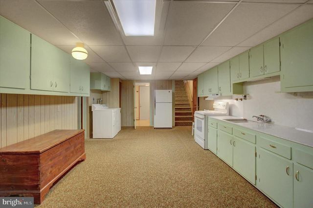 16820 PETMAR CIR, Hagerstown, MD 21742