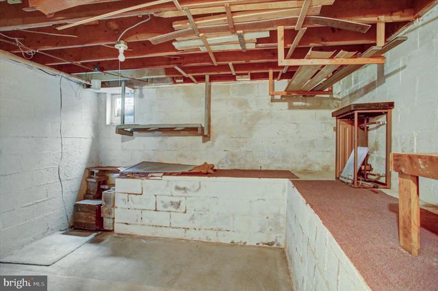 16820 PETMAR CIR, Hagerstown, MD 21742