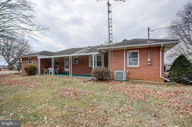 16820 PETMAR CIR, Hagerstown, MD 21742