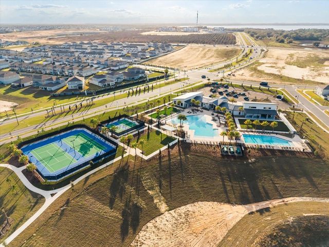 2611 RUNNERS CIRCLE, Clermont, FL 34714