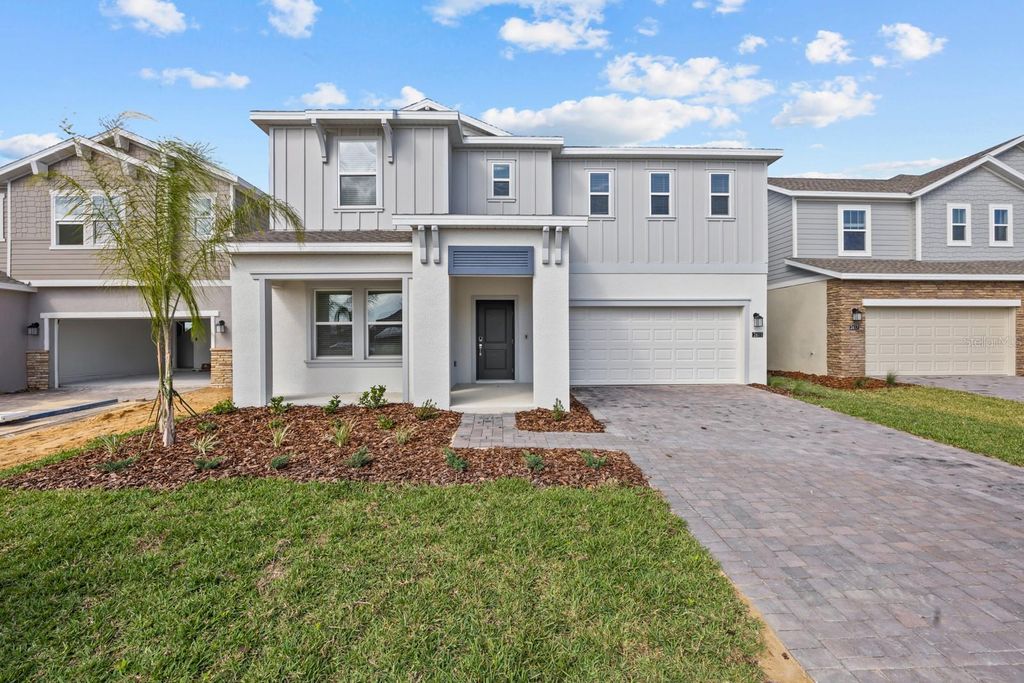 2611 RUNNERS CIRCLE, Clermont, FL 34714