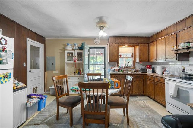 405 N Rogers Street, Independence, MO 64050