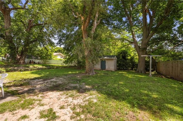 405 N Rogers Street, Independence, MO 64050