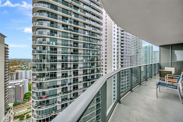 45 SW 9th St 2906, Miami, FL 33130