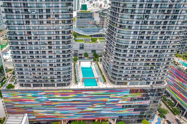 45 SW 9th St 2906, Miami, FL 33130