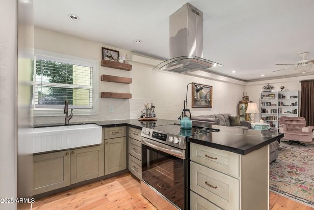 6240 N 16TH Street 34, Phoenix, AZ 85016