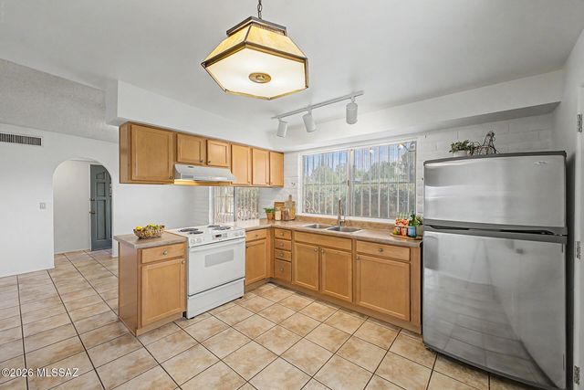 7265 E Fayette Street, Tucson, AZ 85730