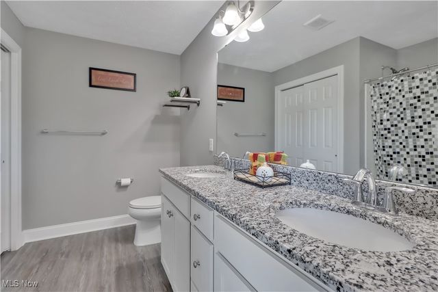 807 Asbury Pointe Lane, Painesville Twp, OH 44077