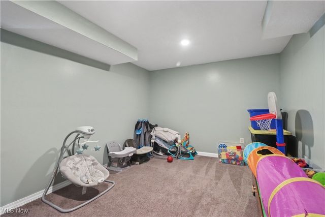 807 Asbury Pointe Lane, Painesville Twp, OH 44077