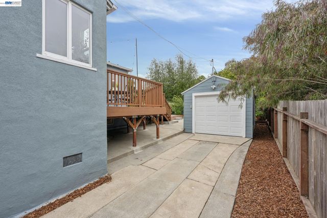 5510 Panama Ave, Richmond, CA 94804