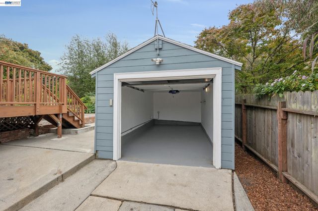 5510 Panama Ave, Richmond, CA 94804