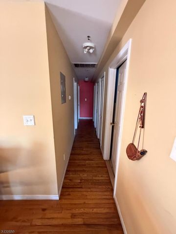 272 Orange St, Newark City, NJ 07103