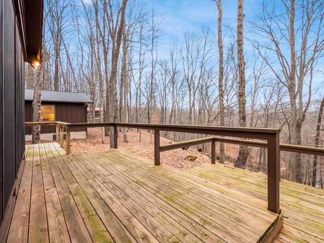 1060 Fox Lane, Sugar Grove, OH 43155