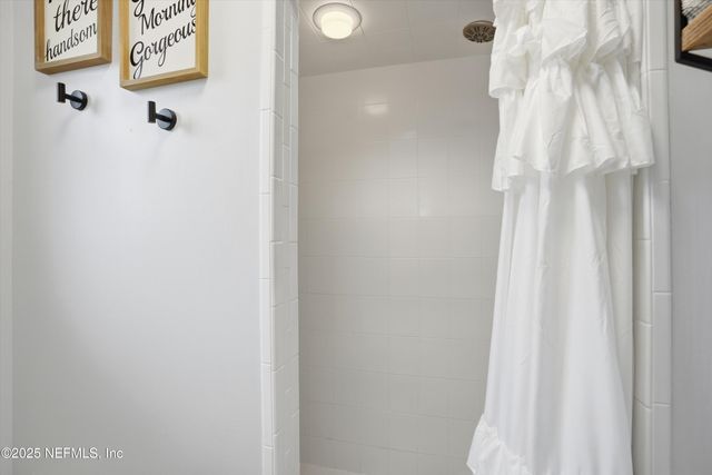 9709 UNDERWOOD Court, Jacksonville, FL 32221