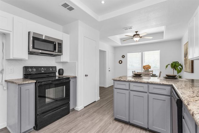 2506 Mckensie Lane, Grand Prairie, TX 75052