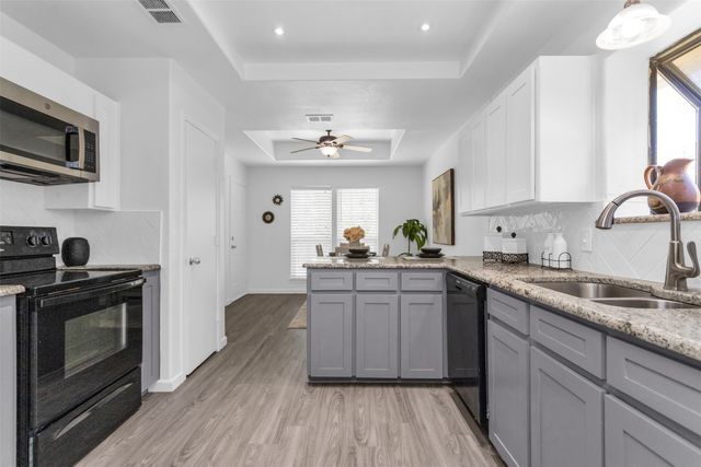 2506 Mckensie Lane, Grand Prairie, TX 75052