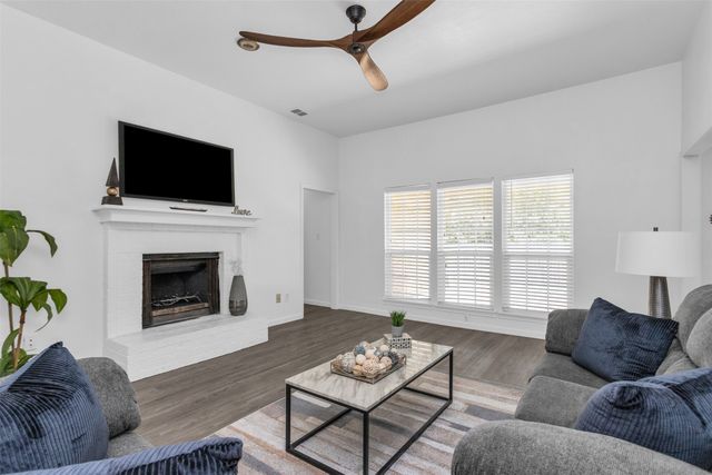 2506 Mckensie Lane, Grand Prairie, TX 75052