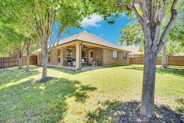 902 Calder Court, Anna, TX 75409