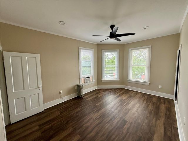 1403 14th Street 4, Huntsville, TX 77340