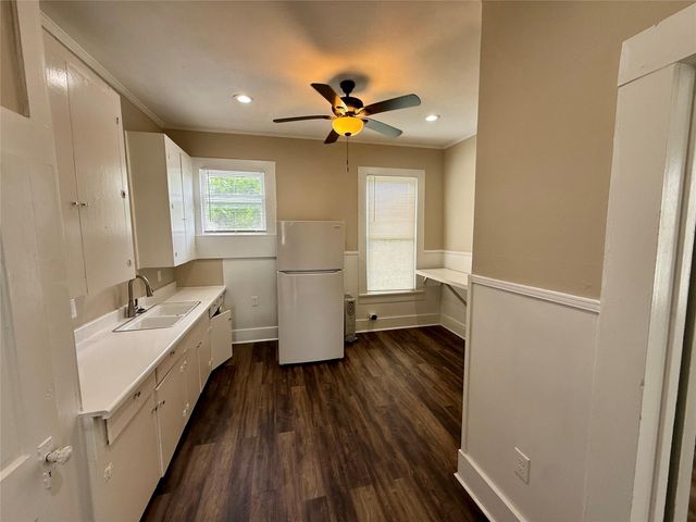 1403 14th Street 4, Huntsville, TX 77340
