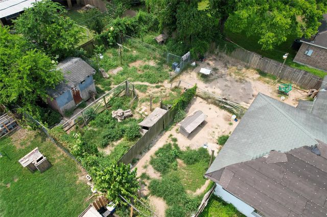 6130 Hartwick Road, Houston, TX 77016