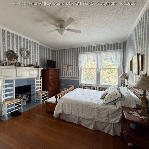 1599 Quarrier Street A, Charleston, WV 25311