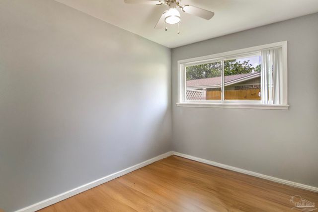 1050 Langley Ave, Pensacola, FL 32504