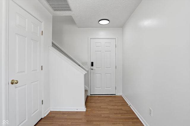 1882 Chatham Place, Danville, IN 46122