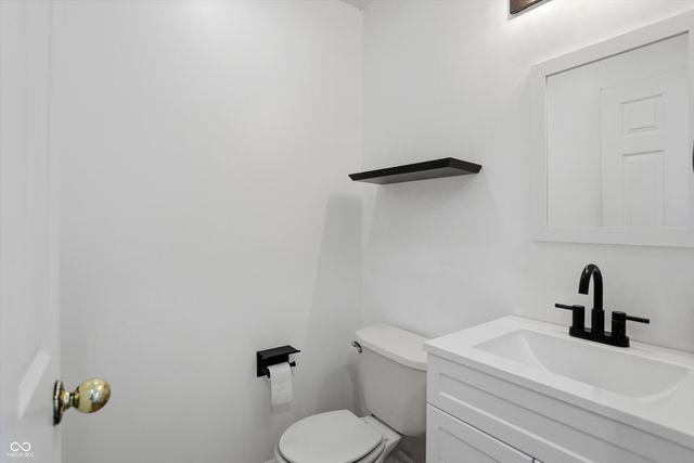 1882 Chatham Place, Danville, IN 46122