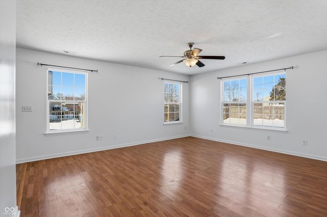 1882 Chatham Place, Danville, IN 46122