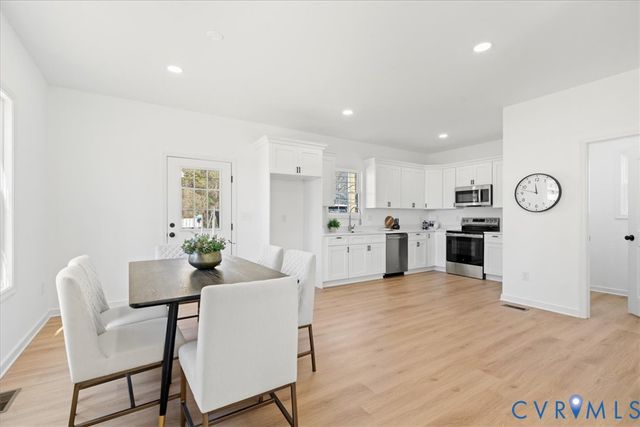 811 Spruce St, Hopewell, VA 23860