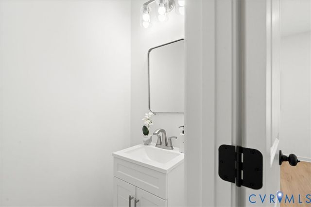 811 Spruce St, Hopewell, VA 23860