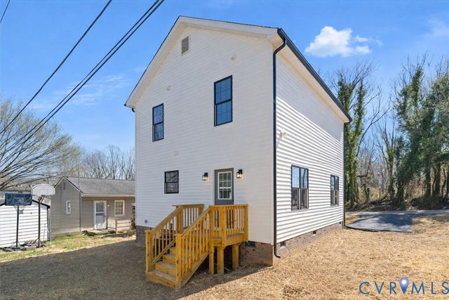 811 Spruce St, Hopewell, VA 23860