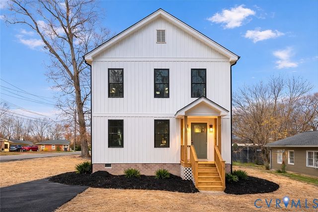 811 Spruce St, Hopewell, VA 23860