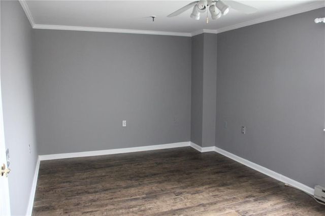 51 Schuyler Avenue 5A, Stamford, CT 06902