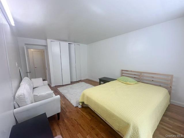 8616 60th Avenue 3P, Elmhurst, NY 11373