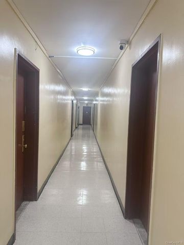 8616 60th Avenue 3P, Elmhurst, NY 11373