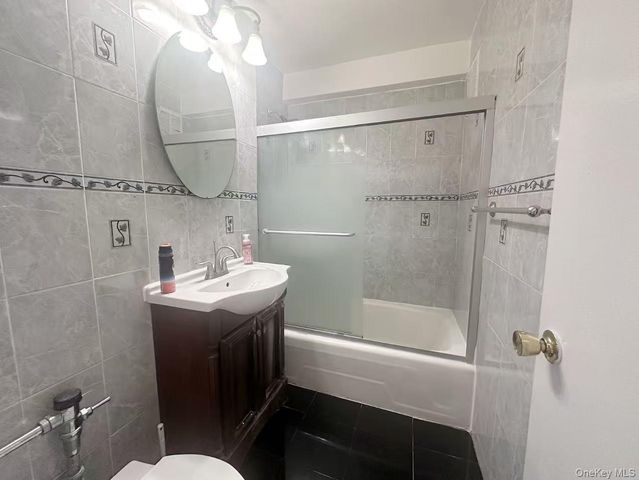 8616 60th Avenue 3P, Elmhurst, NY 11373