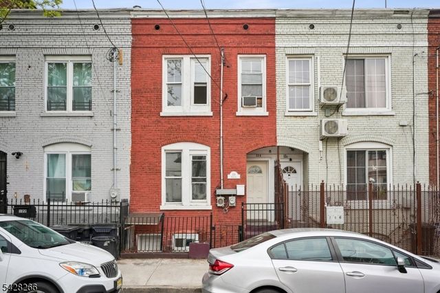 124 Highland Ave, Newark City, NJ 07104