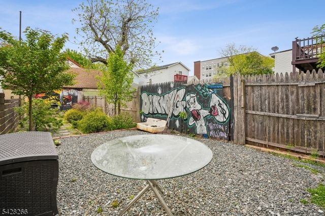 124 Highland Ave, Newark City, NJ 07104
