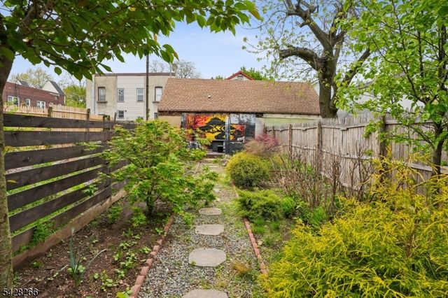 124 Highland Ave, Newark City, NJ 07104