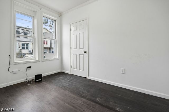 124 Highland Ave, Newark City, NJ 07104