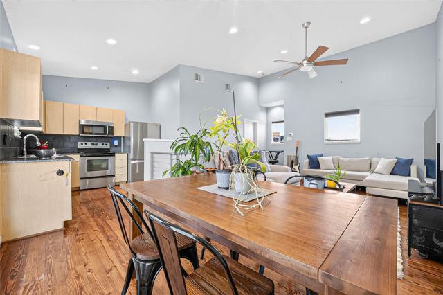 5920 Fairdale Lane 10, Houston, TX 77057