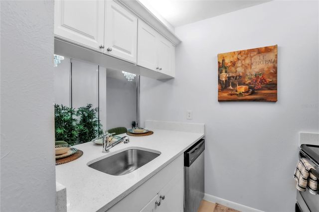 1799 N HIGHLAND AVENUE 22, Clearwater, FL 33755