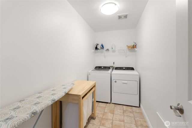 1376 N Parkstone Court, Bellingham, WA 98229
