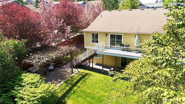1376 N Parkstone Court, Bellingham, WA 98229