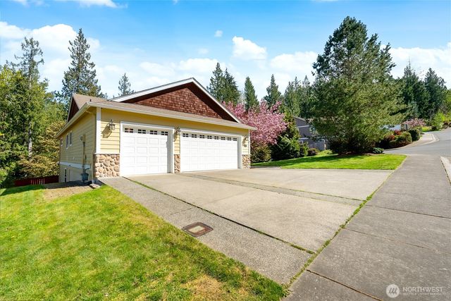 1376 N Parkstone Court, Bellingham, WA 98229