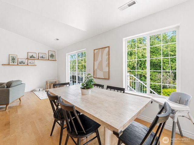 1376 N Parkstone Court, Bellingham, WA 98229