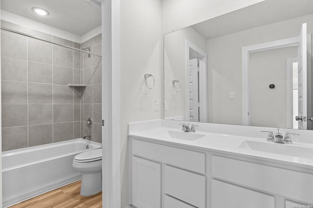 5611 Franklin Hills, Von Ormy, TX 78073